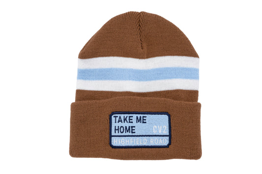Milk chocolate hat with sky blue embroidered badge (CV2)